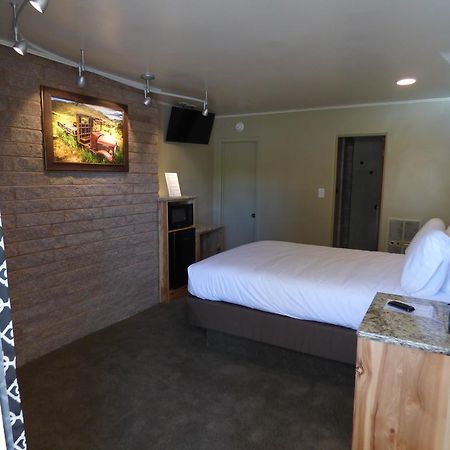 Canyon Lodge Motel Panguitch Buitenkant foto