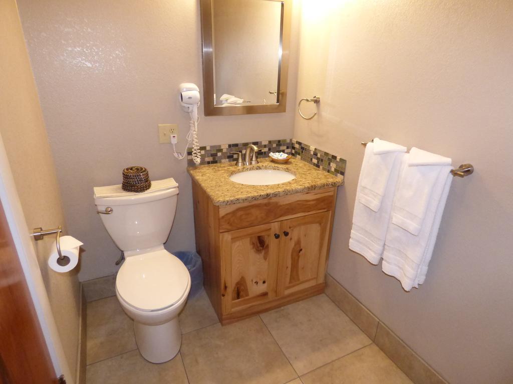 Canyon Lodge Motel Panguitch Buitenkant foto