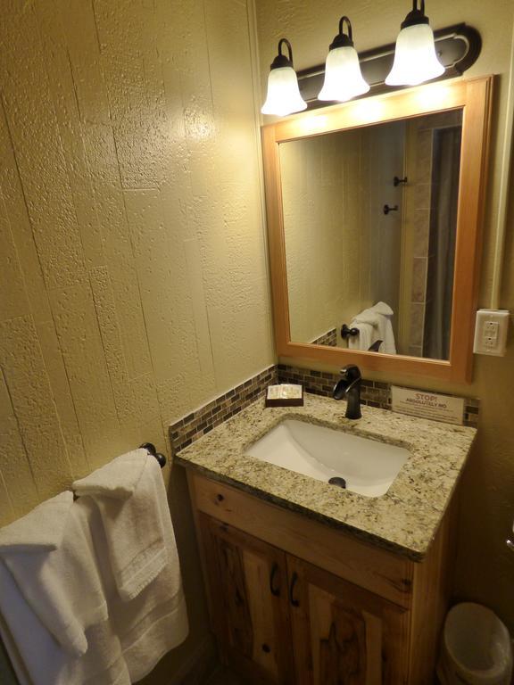Canyon Lodge Motel Panguitch Buitenkant foto