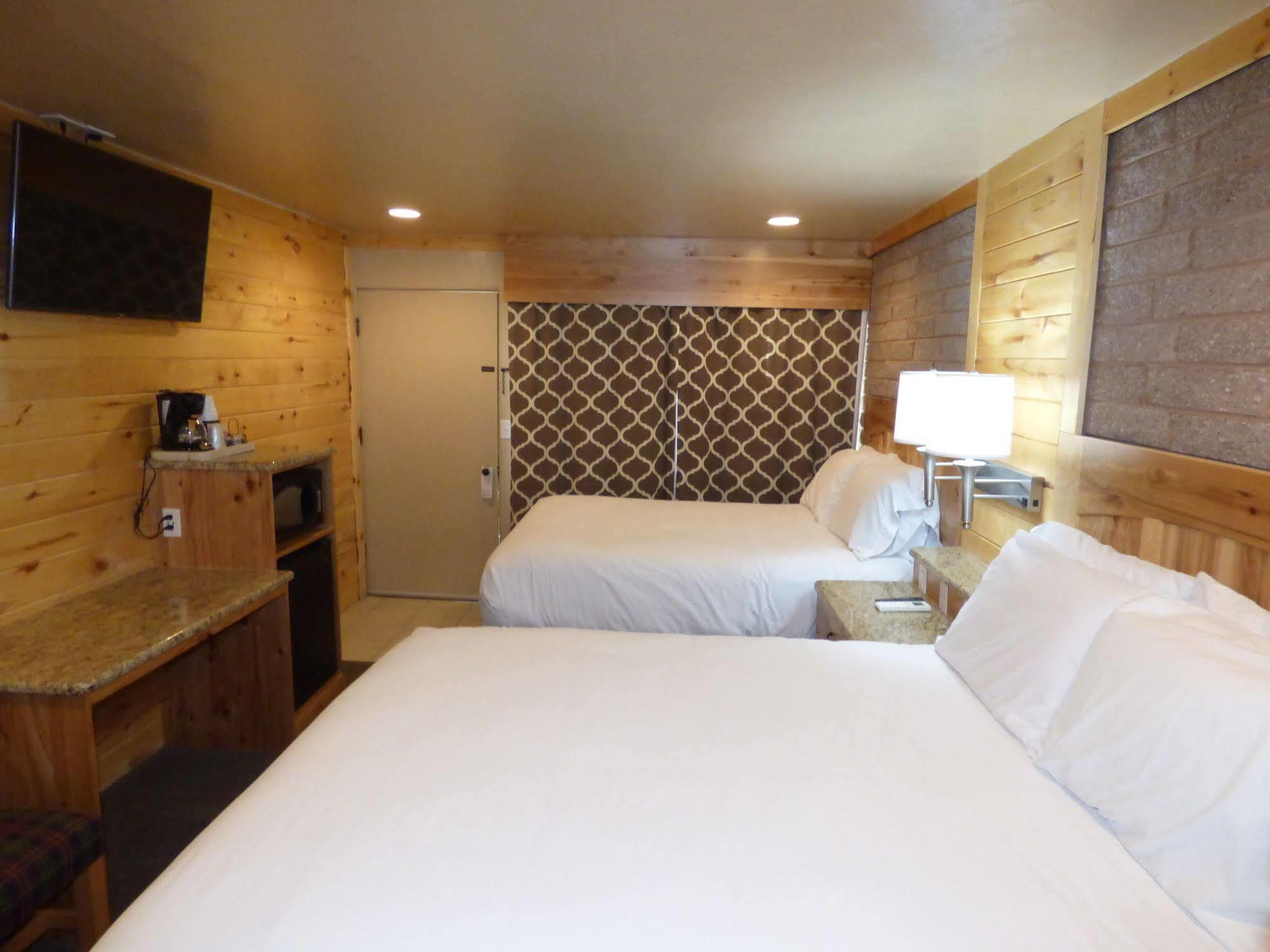Canyon Lodge Motel Panguitch Buitenkant foto